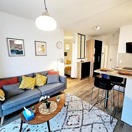 Elegant 1br With Terrace * Luxembourg